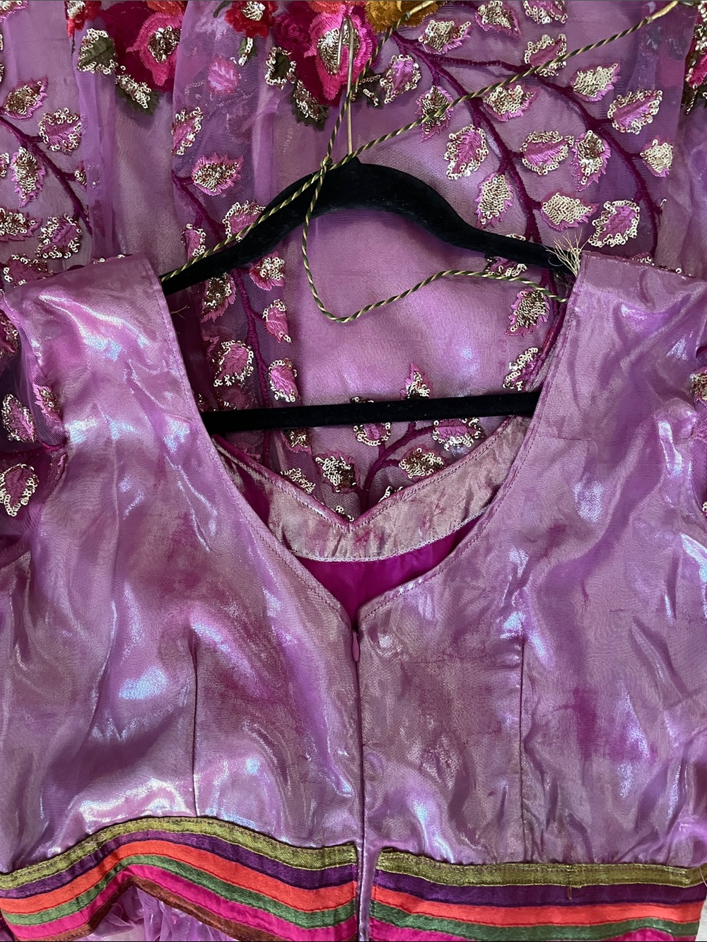Gorgeous Afghan / Indian style
Purple Embroidered Sequined Floral Dress - Picture 10 of 12
